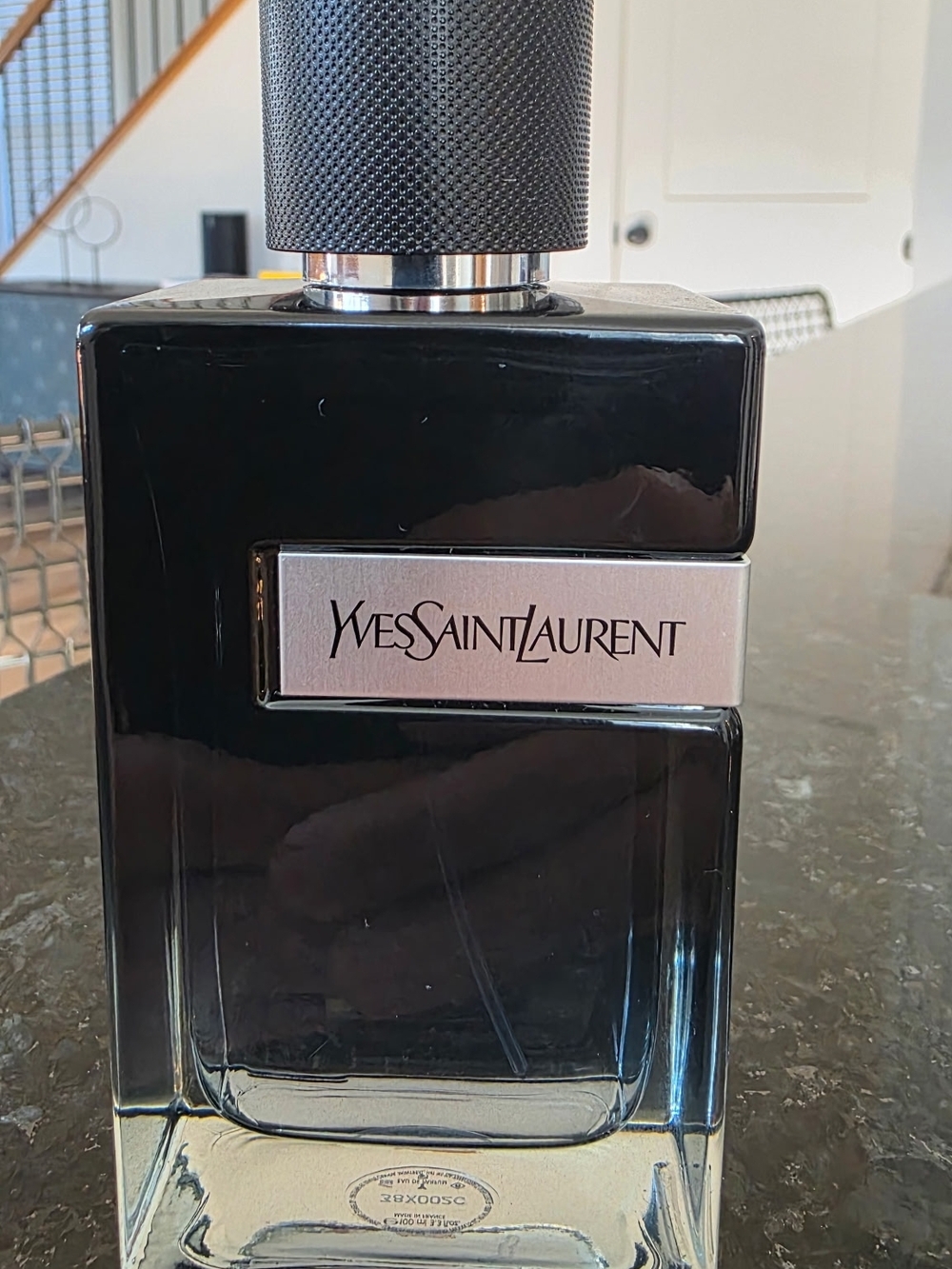 Yves Saint Laurent Gradient Blue-Black Men's Eau de Parfum Bottle